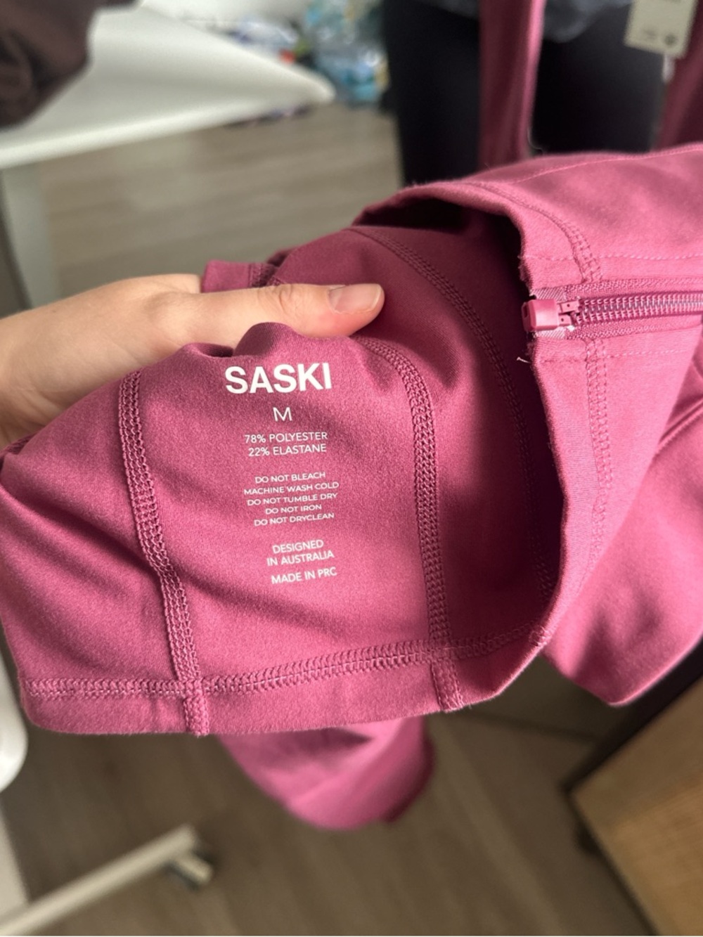 SASKI Collection Cropped Zip Jacket - Picture 3 of 4